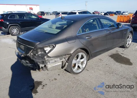 2012 Mercedes-Benz Cls 550 z USA, uszkodzony, nr VIN WDDLJ7DB2CA033651